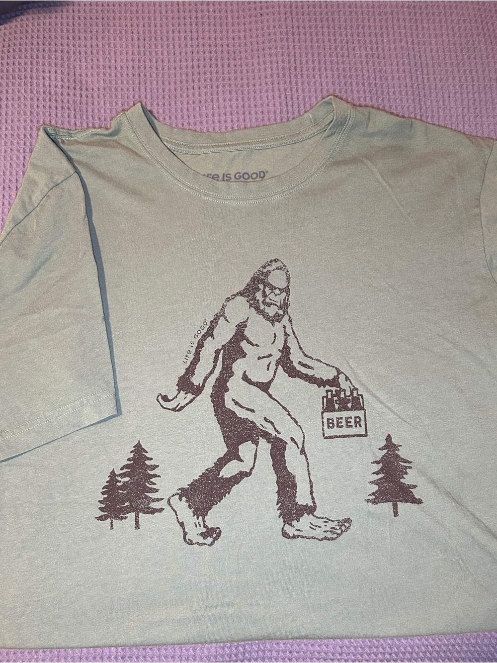 Life Is Good Sage Green Bigfoot Beer Graphic Short Sleeve Tee